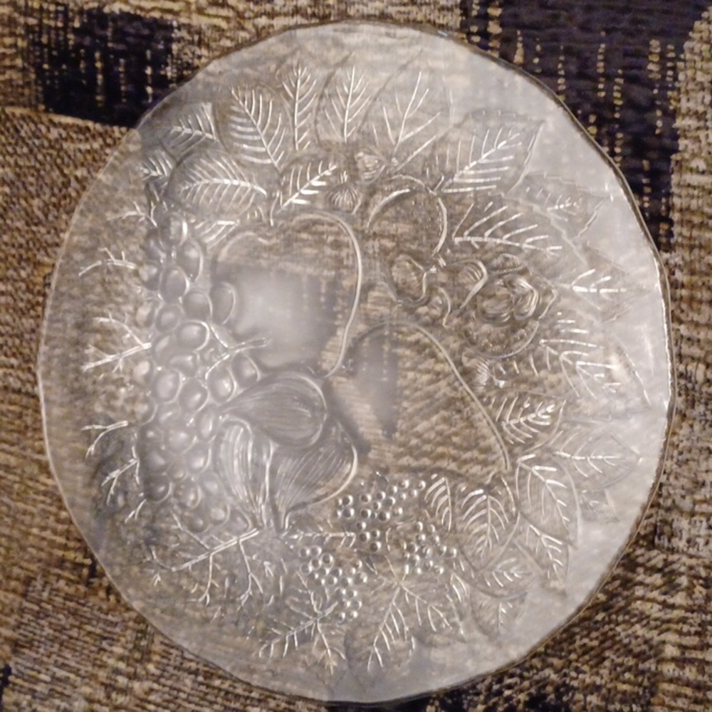 4/$40 Glass "Fruit" Serving Plate